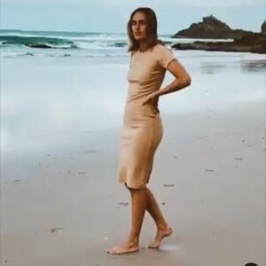 Summi summi midi tee dress ribbed in Black